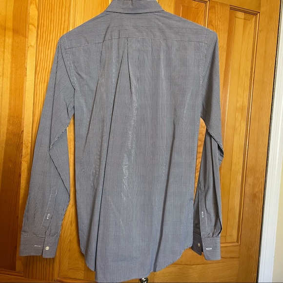 +J Uniqlo shirt XS - Picture 3 of 4